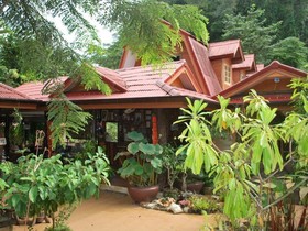 Khaosok Nature Resort