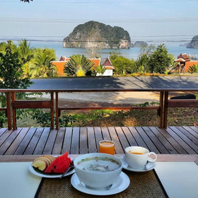Khaothong Terrace Resort