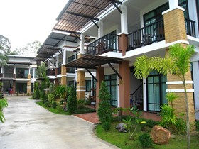 Nattha Waree Hotsprings Resort and Spa