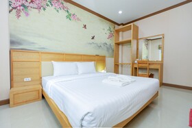 Saline Hot Spring Resort