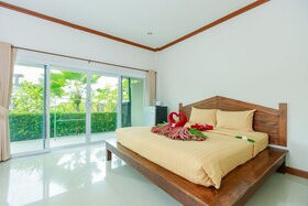 Saline Hot Spring Resort