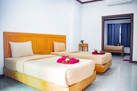 Saline Hot Spring Resort