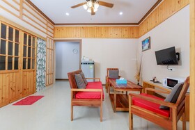 Saline Hot Spring Resort