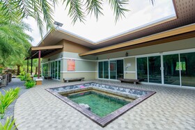 Saline Hot Spring Resort