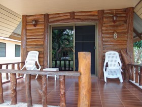Season Bungalow