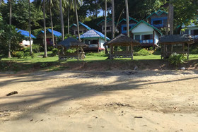 Sun Smile Beach Koh Jum