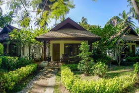Sand Sea Resort