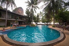 Sand Sea Resort