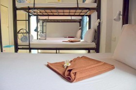 Baan Longhaad