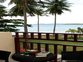 Lanta All Seasons Beach Resort
