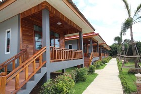 Lanta Lapaya Resort