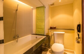 Lanta Pura Beach Resort