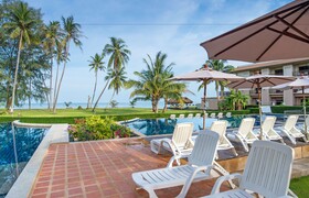 Lanta Pura Beach Resort