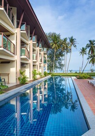 Lanta Pura Beach Resort