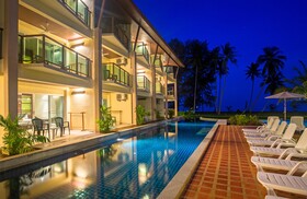 Lanta Pura Beach Resort