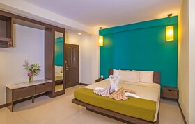 Lanta Pura Beach Resort