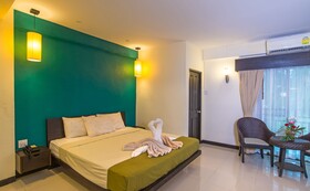 Lanta Pura Beach Resort