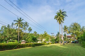 Lanta Pura Beach Resort