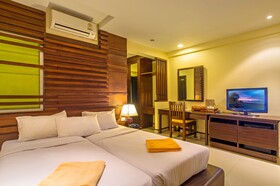 Lanta Pura Beach Resort