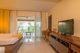 Lanta Pura Beach Resort