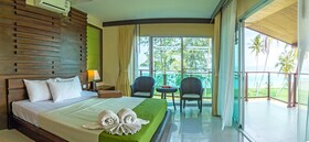 Lanta Pura Beach Resort