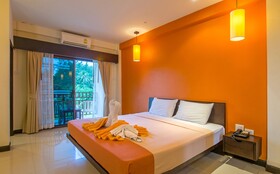 Lanta Pura Beach Resort
