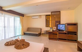 Lanta Pura Beach Resort