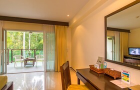 Lanta Pura Beach Resort