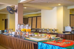 Lanta Pura Beach Resort
