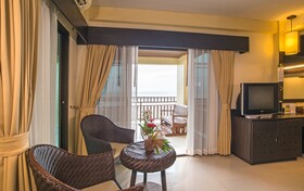 Lanta Pura Beach Resort