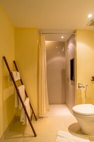 Lanta Pura Beach Resort