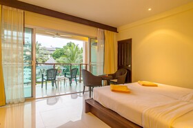 Lanta Pura Beach Resort