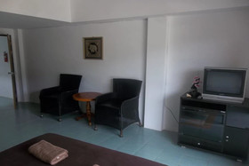 Paulee's House