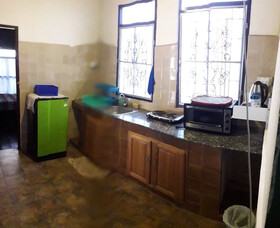 Miranda's Cafe & Stay