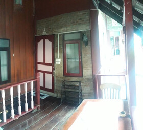 Miranda's Cafe & Stay