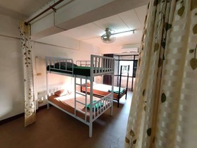Zleep Hostel