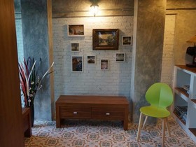 Chula Room & Service