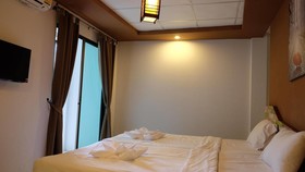 Nakara Boutique by OYO Rooms