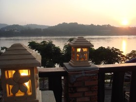 The River House Hotel