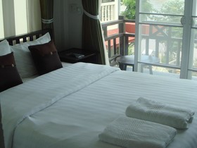 The River House Hotel