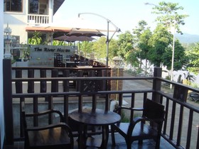 The River House Hotel
