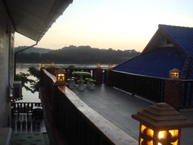 The River House Hotel