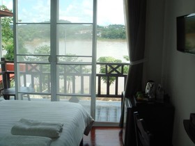 The River House Hotel