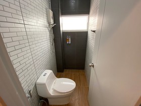 7 House
