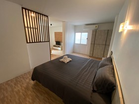 7 House