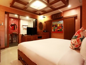 9w Boutique Studio