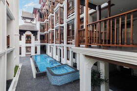 Akira Thaphae Hotel