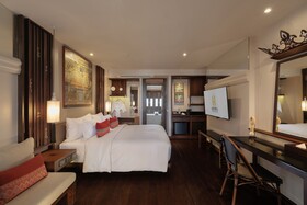 Akira Thaphae Hotel