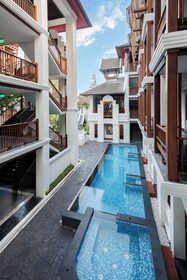 Akira Thaphae Hotel