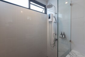 Amiri Place Hotel